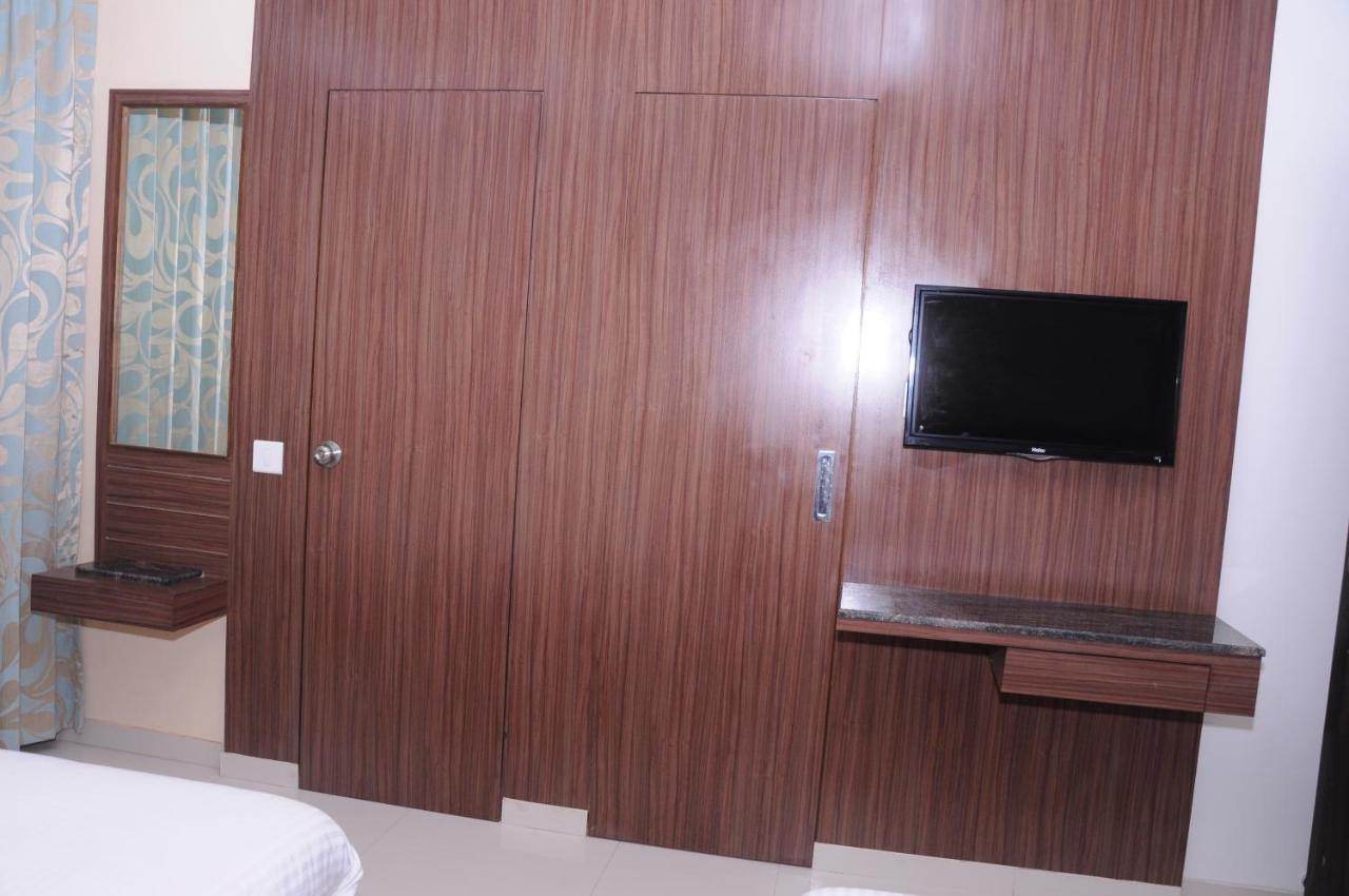 Hotel City Heart Shirdi Habitación foto