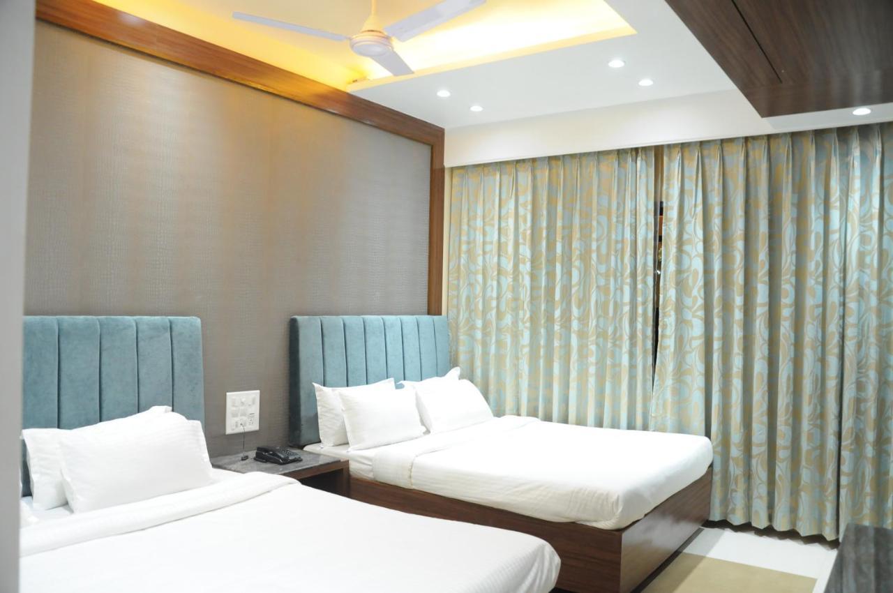 Hotel City Heart Shirdi Habitación foto